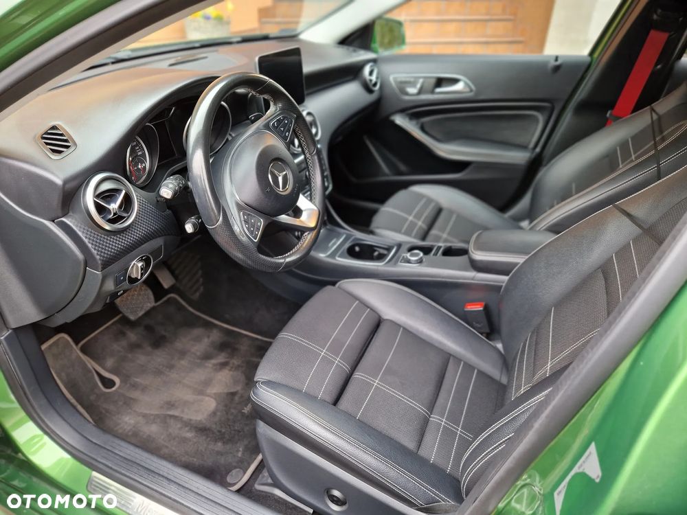 Mercedes-Benz Klasa A 200 7G-DCT - 27