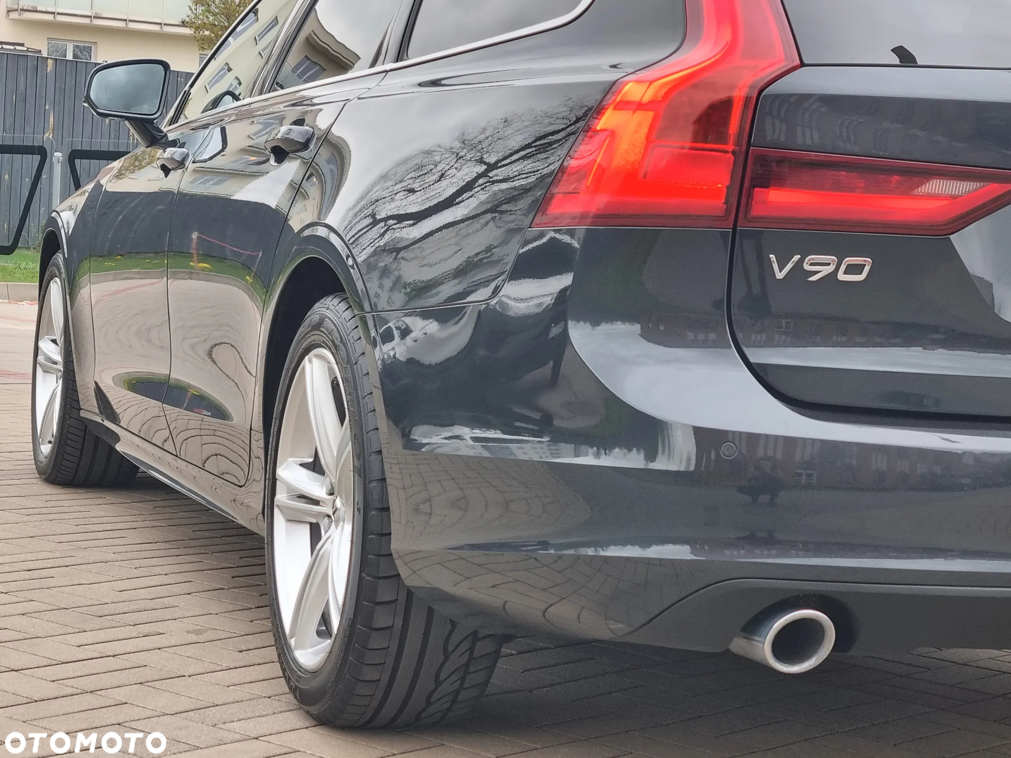 Volvo V90 D4 Geartronic Momentum Pro - 13