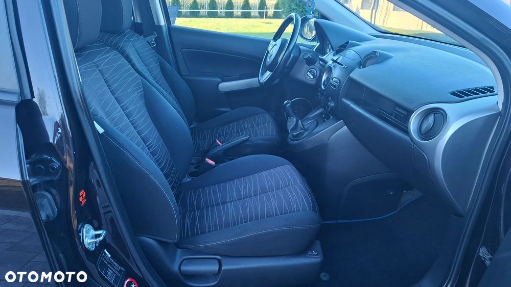 Mazda 2 1.5 Dynamic - 10