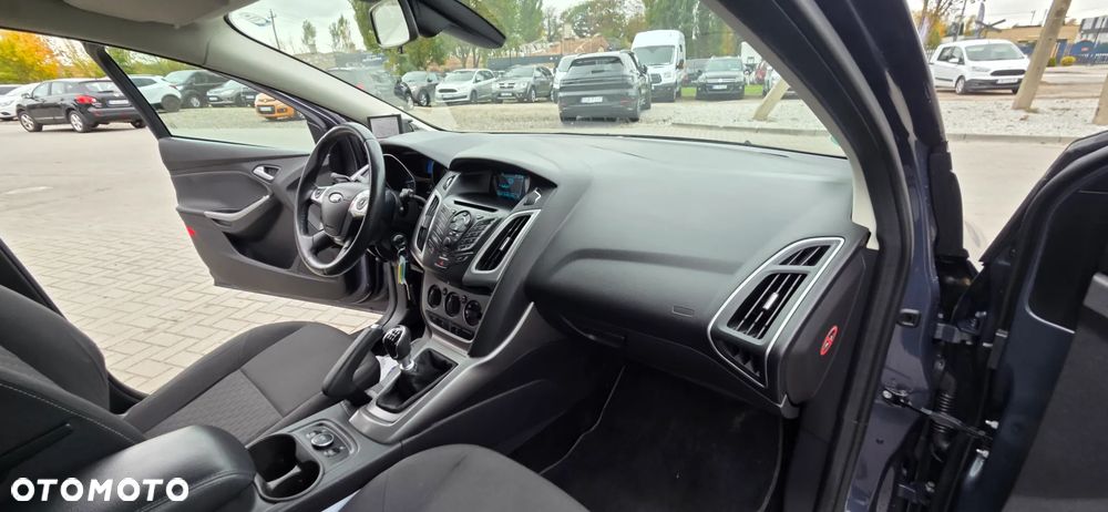 Ford Focus 1.0 EcoBoost STart-Stopp-System TITANIUM - 36