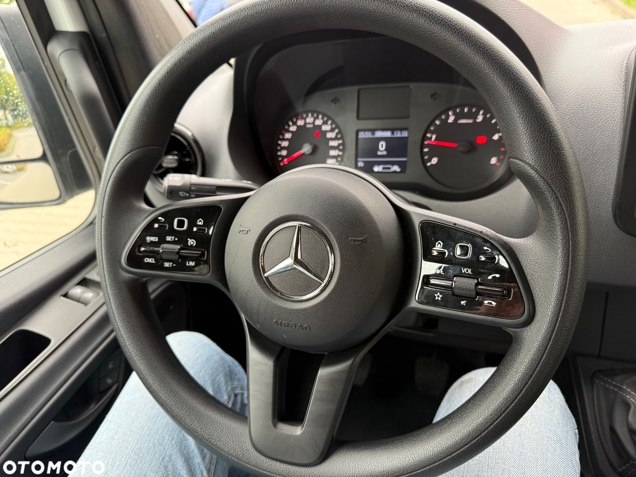 Mercedes-Benz Sprinter Maxi - 26