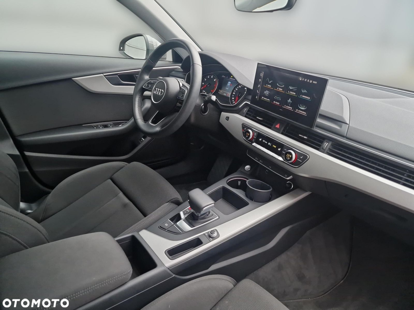 Audi A4 35 TFSI S tronic - 23