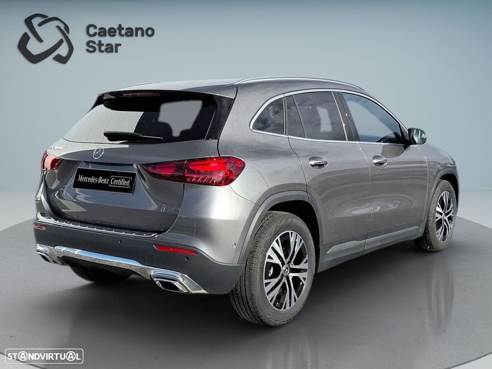 Mercedes-Benz GLA 180 d Progressive - 8