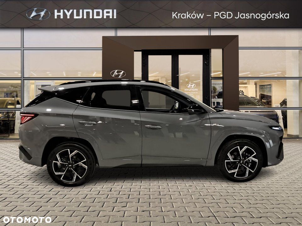 Hyundai Tucson - 13