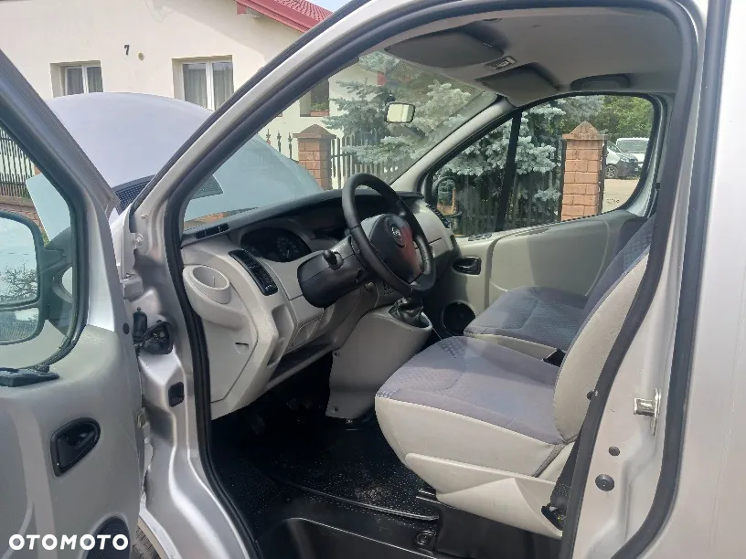 Opel Vivaro - 13