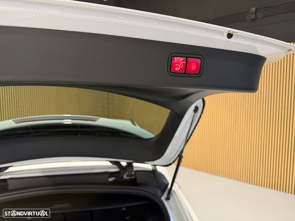 Mercedes-Benz E 300 de - 25