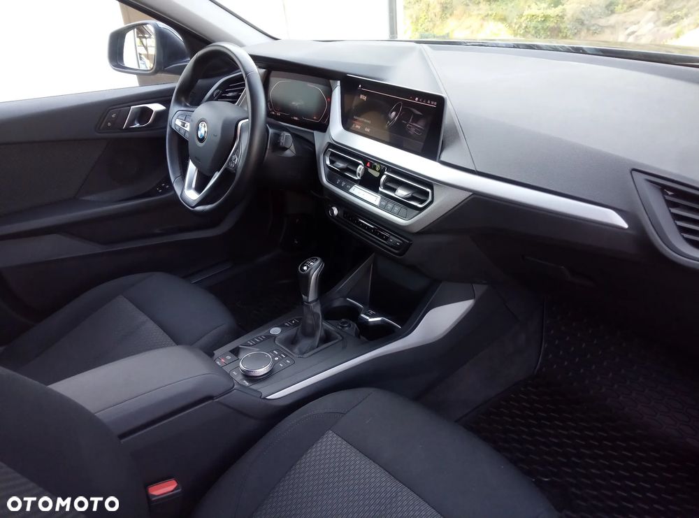 BMW Seria 1 118d - 16