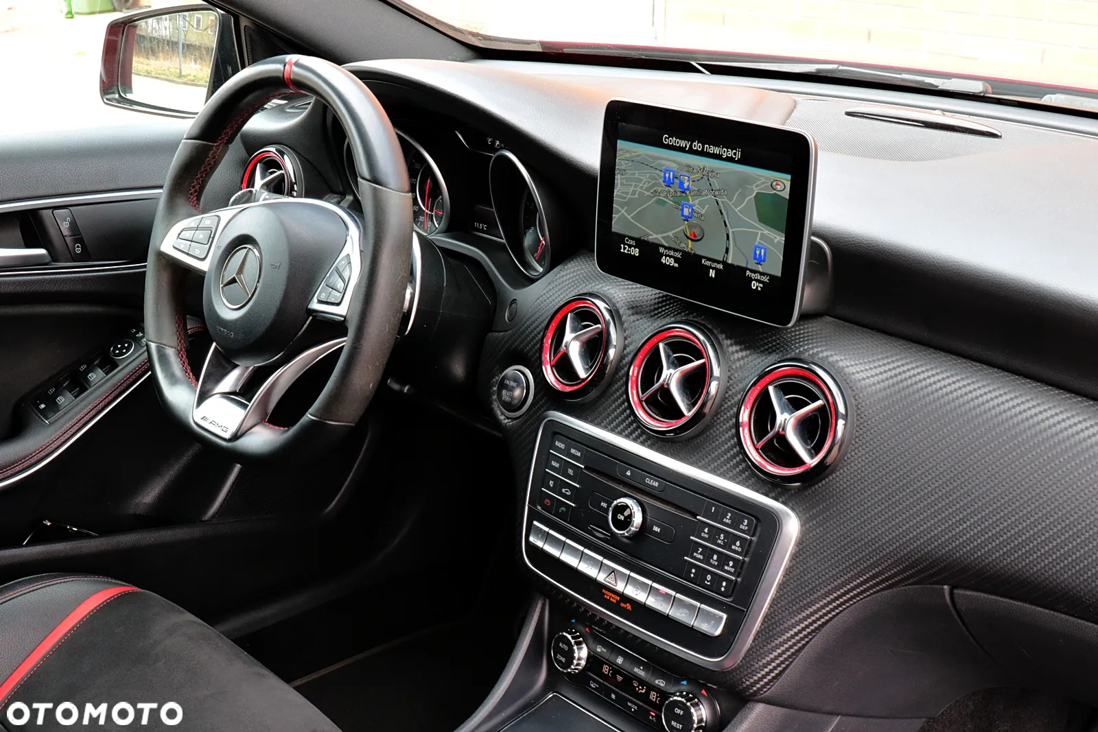 Mercedes-Benz Klasa A AMG 45 4Matic AMG Speedshift 7G-DCT - 27