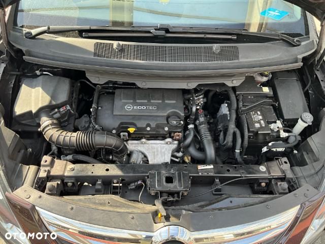 Opel Zafira 1.4 T Cosmo EcoFLEX S&S EU6 - 9