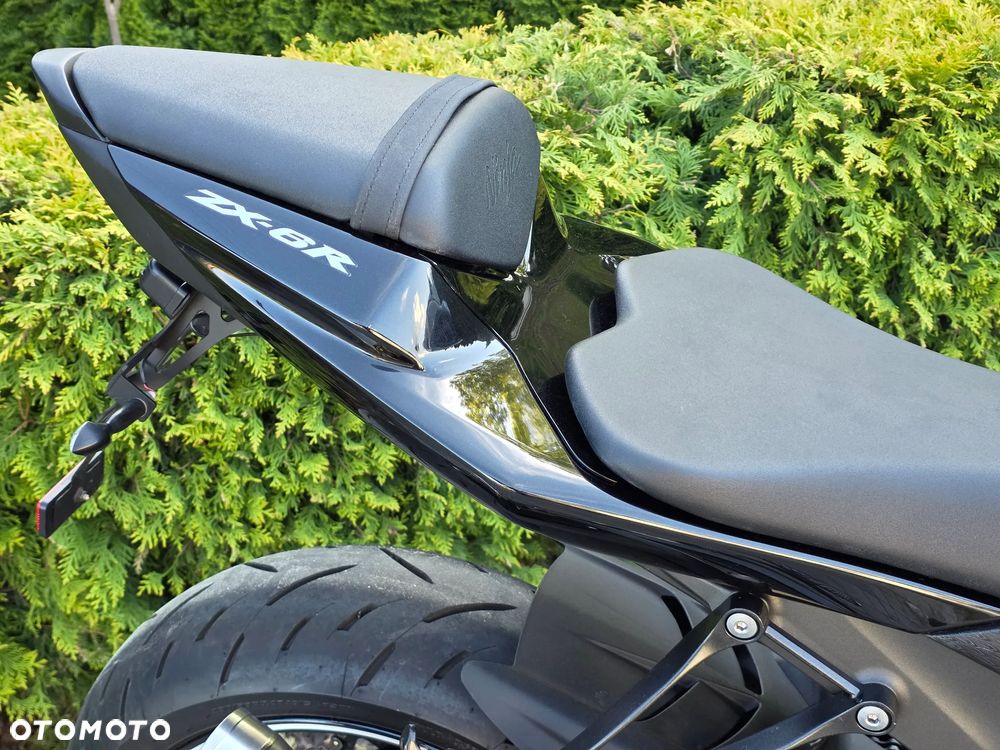 Kawasaki ZX - 16