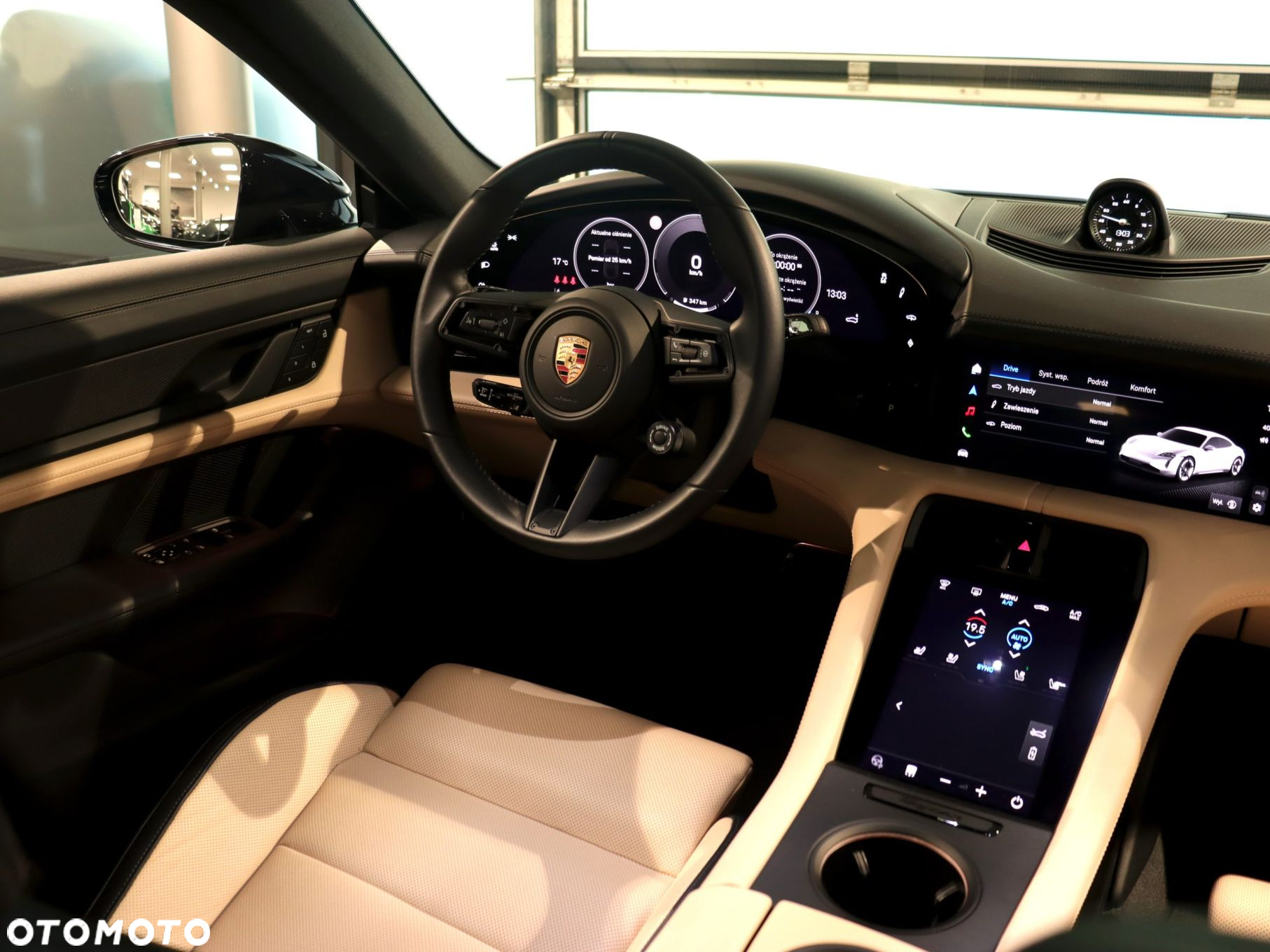 Porsche Taycan - 18