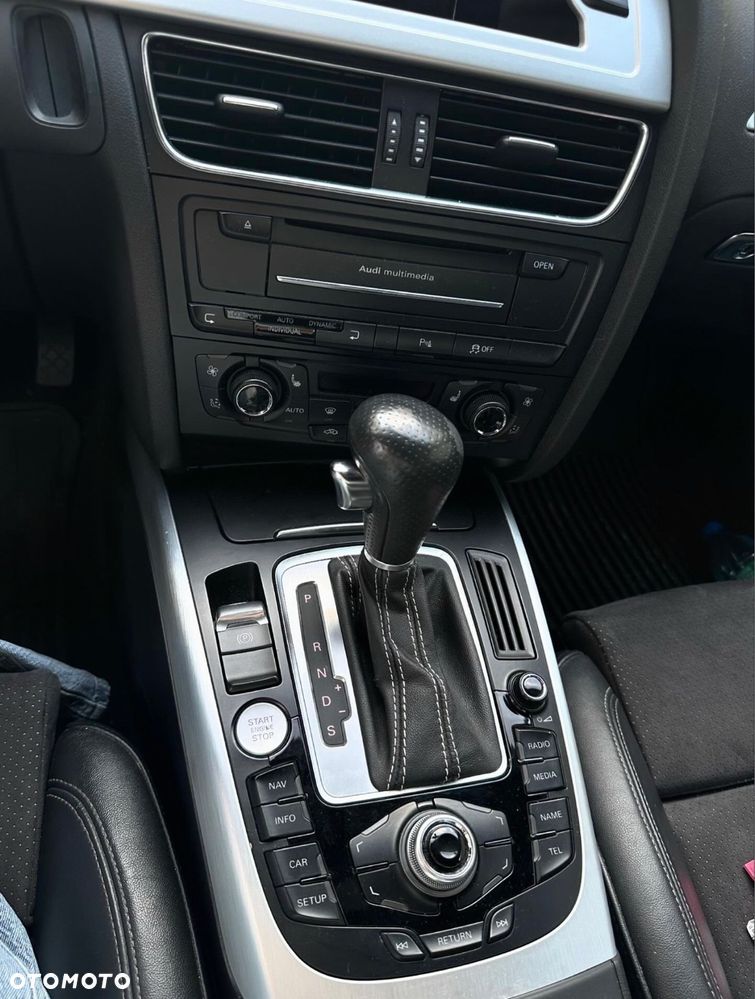 Audi A4 Limousine 2.0 TFSI quattro S tronic S line Sportpaket (plus) - 4