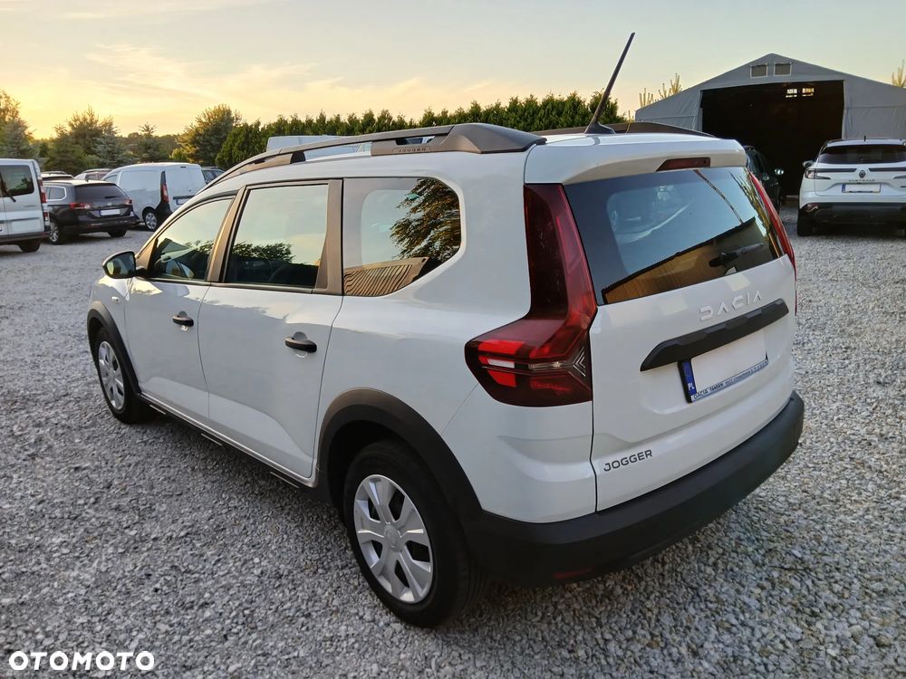 Dacia Jogger 1.0 TCe Essential 7os - 5