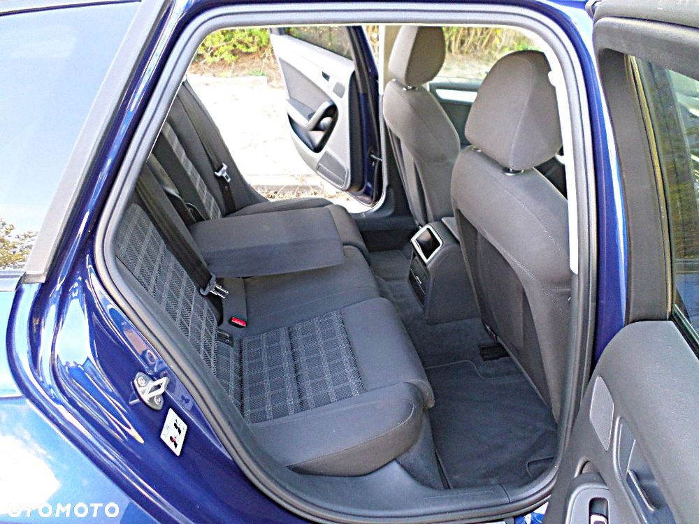 Audi A4 Avant 2.0 TDI DPF clean diesel quattro S line Sportpaket - 12