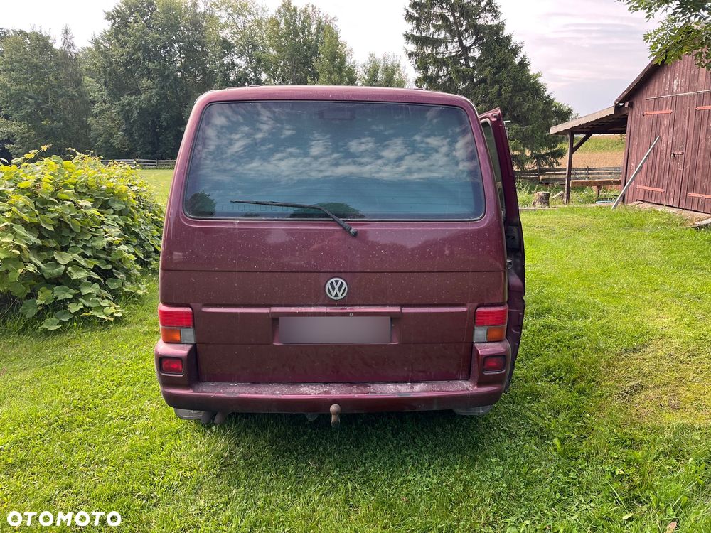 Volkswagen Multivan - 11