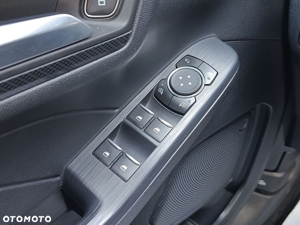 Ford Kuga 1.5 EcoBoost FWD ST-Line X - 39