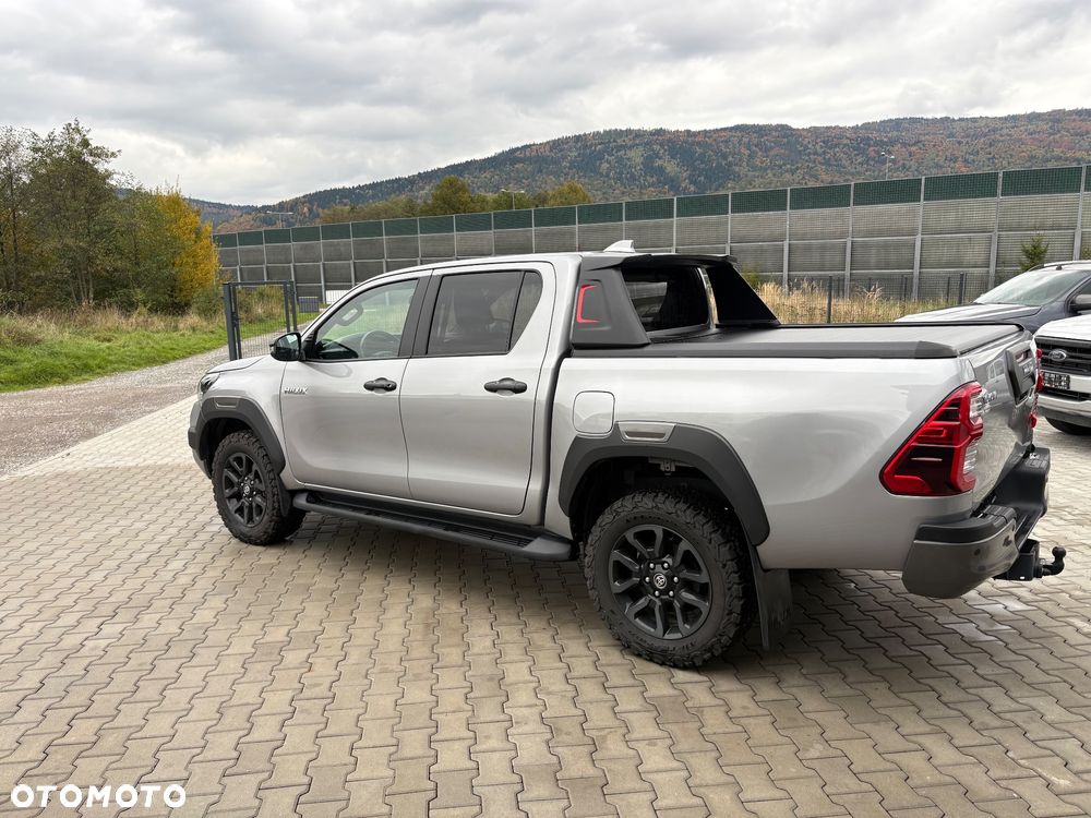 Toyota Hilux 2.8 D-4D Double Cab SR5 4x4 - 10