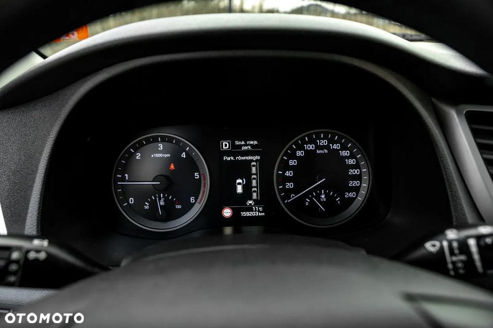 Hyundai Tucson 2.0 CRDI 4WD Automatik Premium - 38