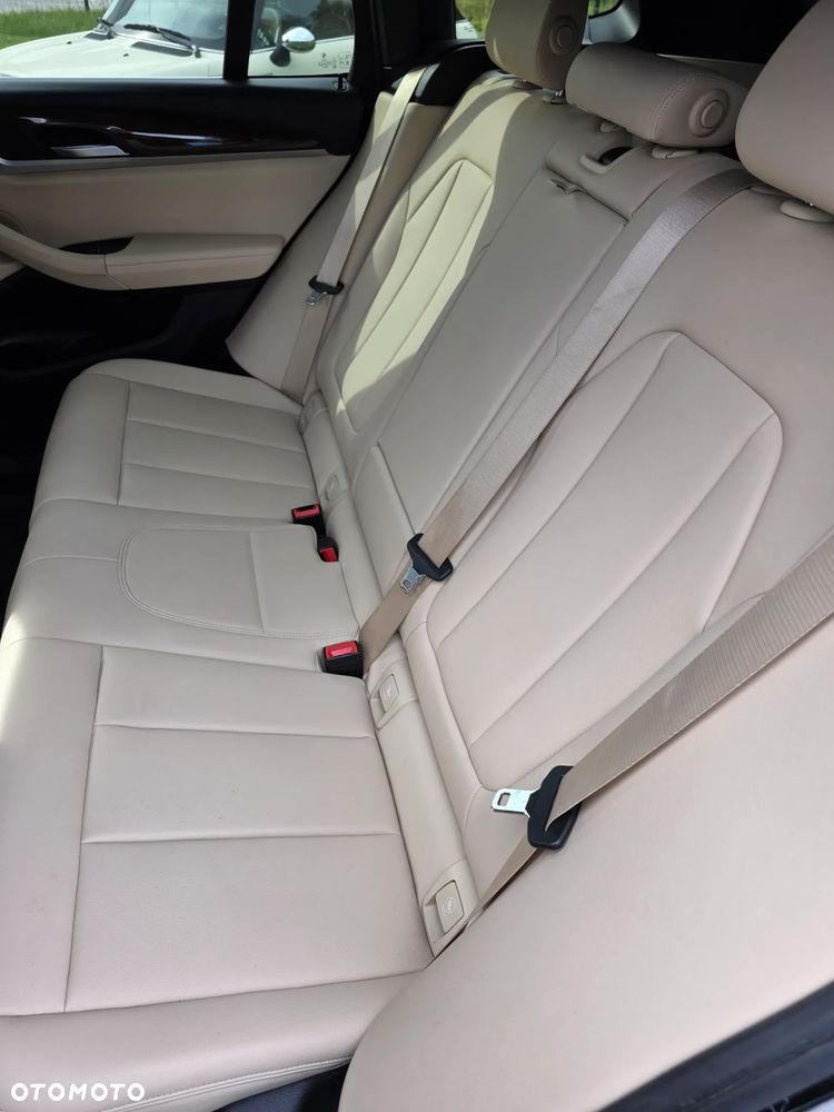 BMW X3 - 24