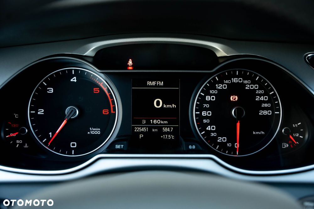 Audi A4 Avant 2.0 TDI DPF clean diesel multitronic Attraction - 21