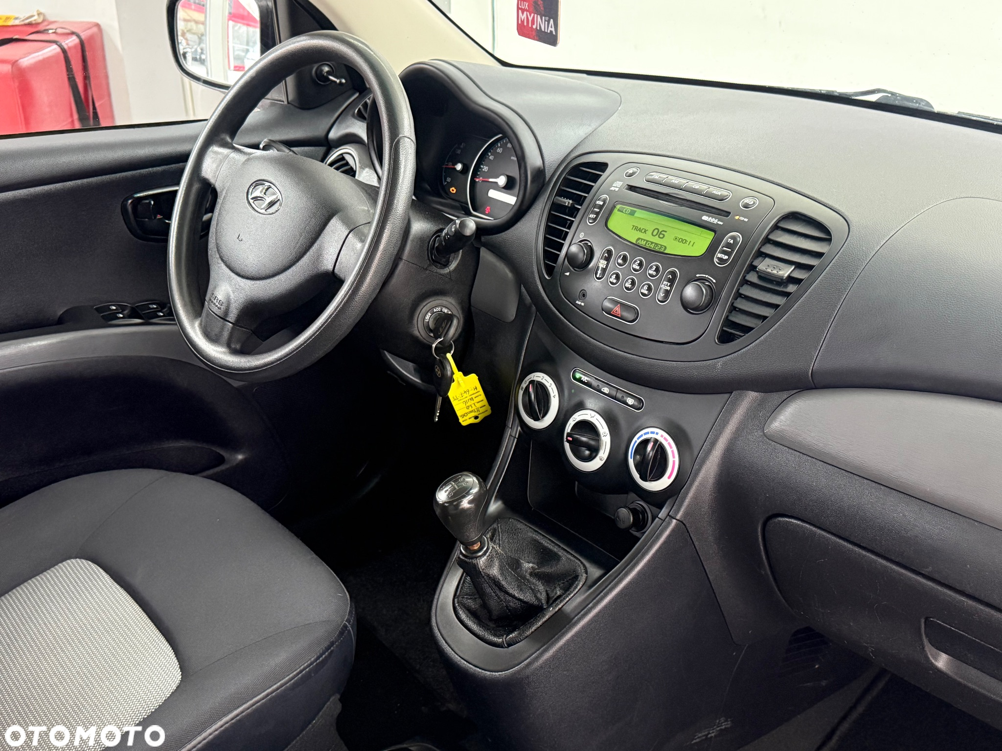 Hyundai i10 1.1 Premium - 23