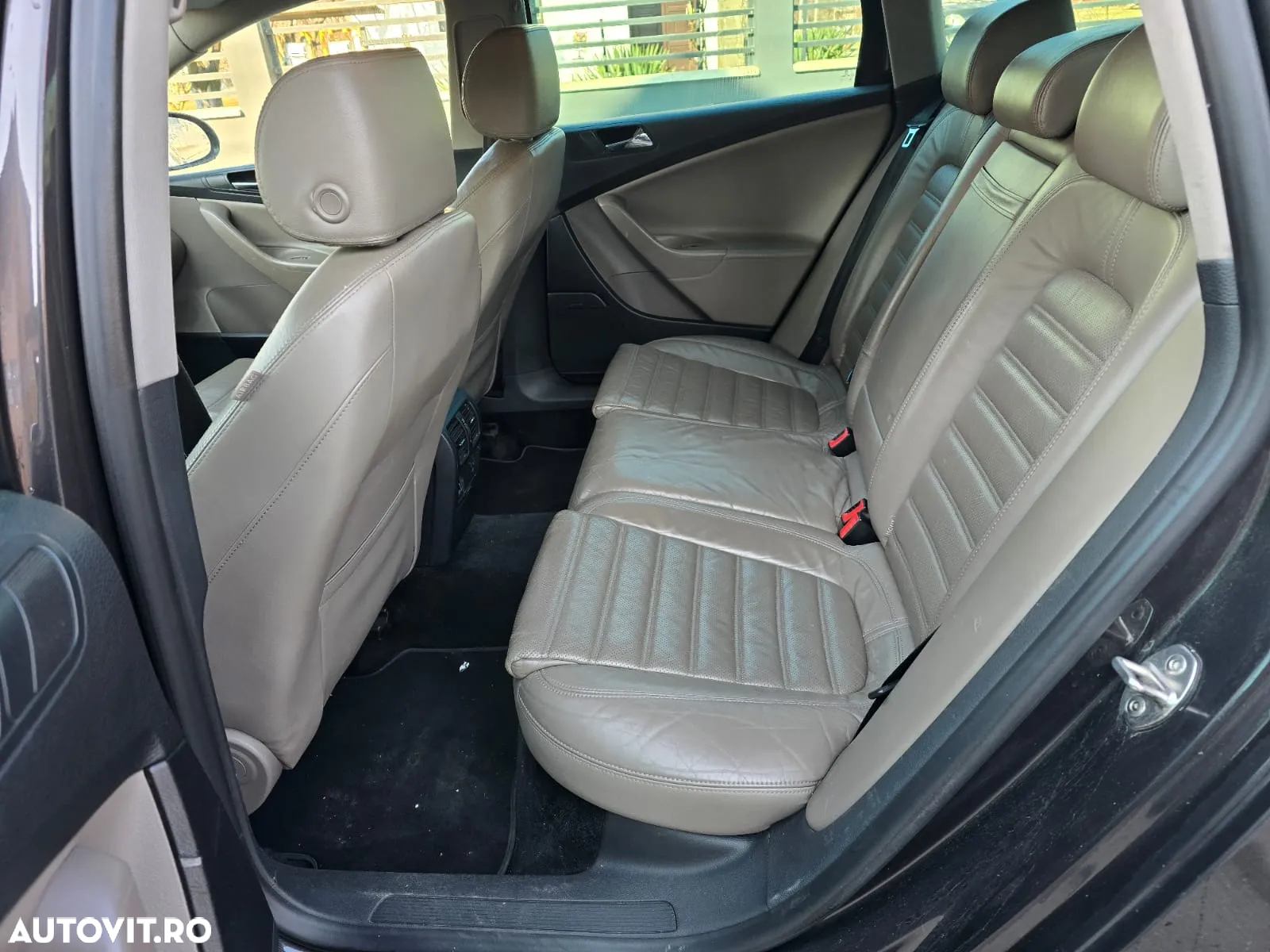 Volkswagen Passat Variant 2.0 TDI Comfortline DPF DSG - 7