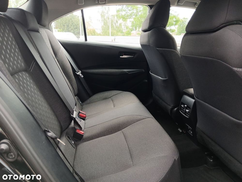Toyota Corolla - 11