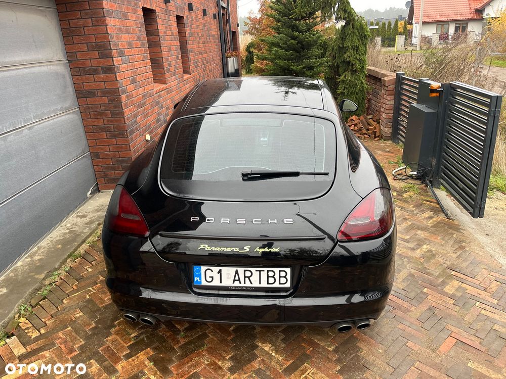 Porsche Panamera - 7