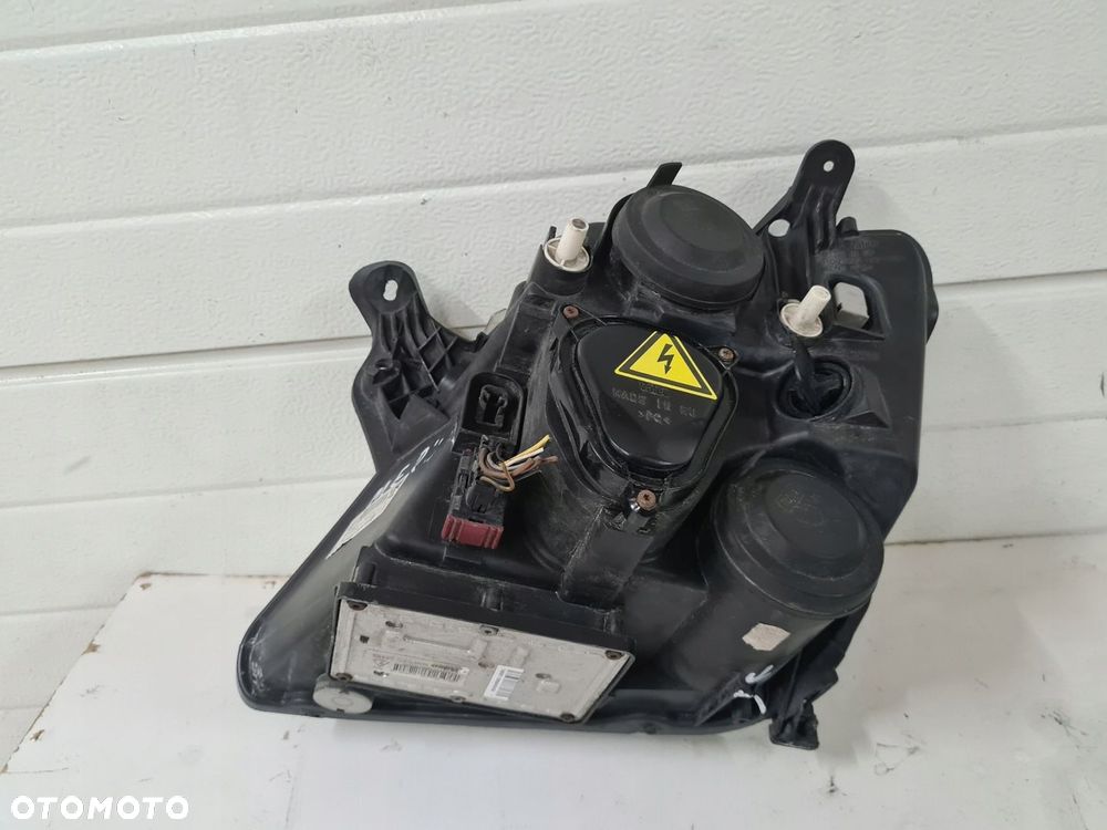 OPEL MERIVA A LAMPA PRAWA PRZEDNIA XENON 93321055 - 6