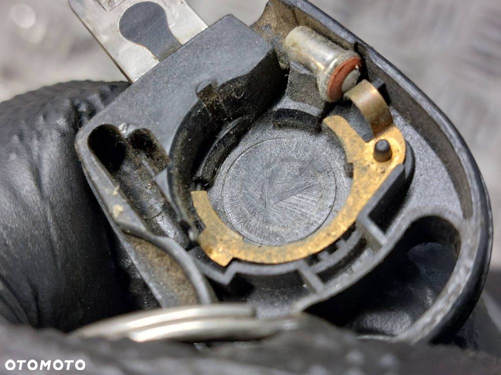 ZESTAW STARTOWY VOLKSWAGEN BORA I 1.6 8V 06A906019BF 4B0905851C 1J0919860D - 6