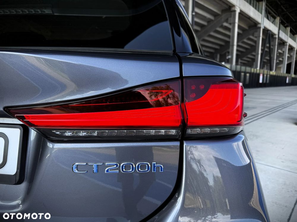 Lexus CT 200h Elegance EU6 - 22