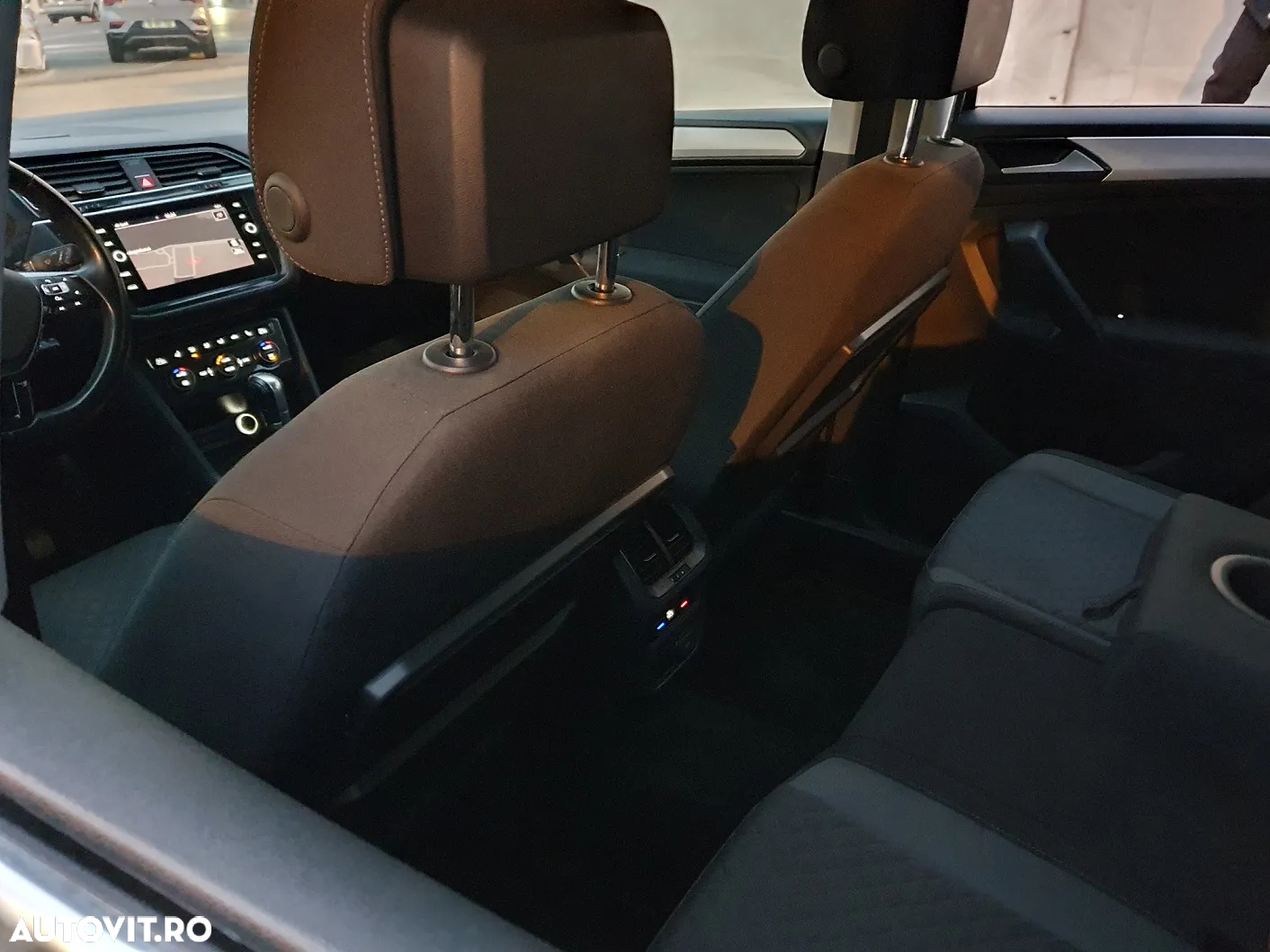 Volkswagen Tiguan 2.0 TDI 4Mot DSG Comfortline - 18