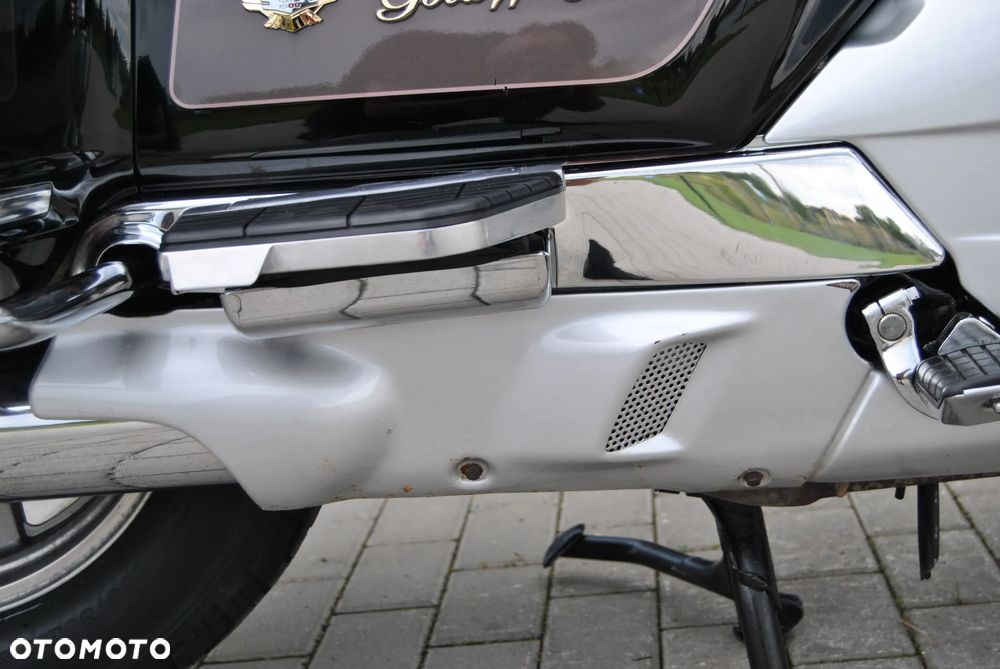 Honda GL - 16