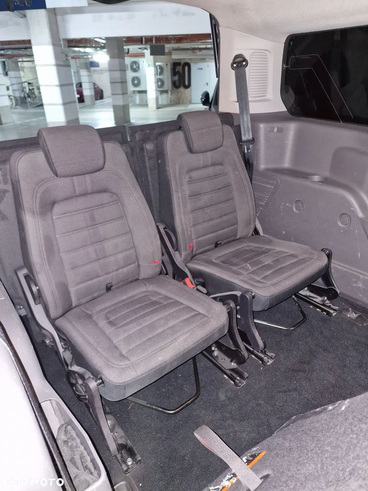 Ford Tourneo Connect Gr 1.5 EcoBlue Titanium PowerShift - 25