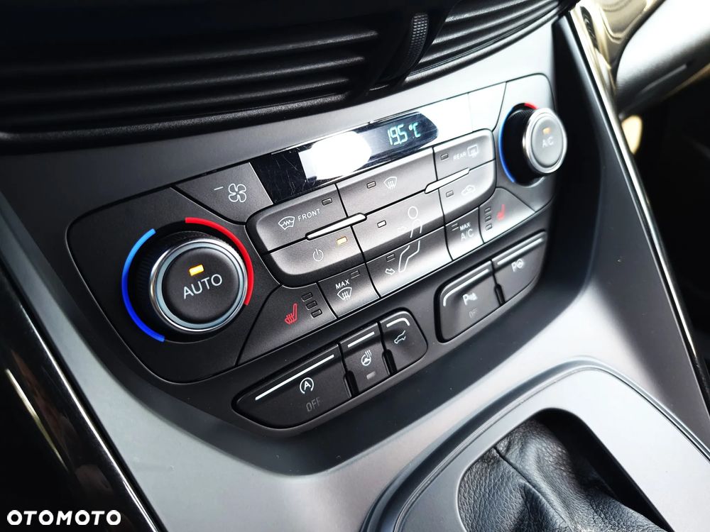 Ford Kuga 2.0 TDCi 4x4 ST-Line - 9