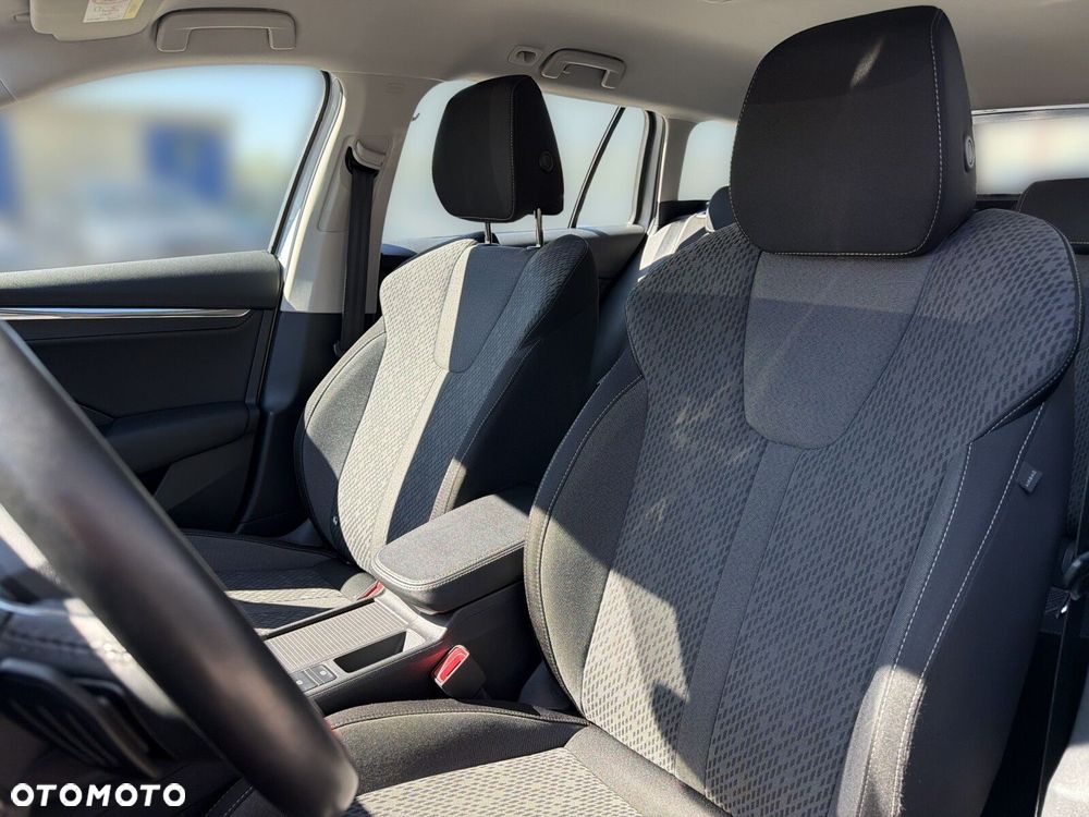 Skoda Octavia 2.0 TDI Style DSG - 13
