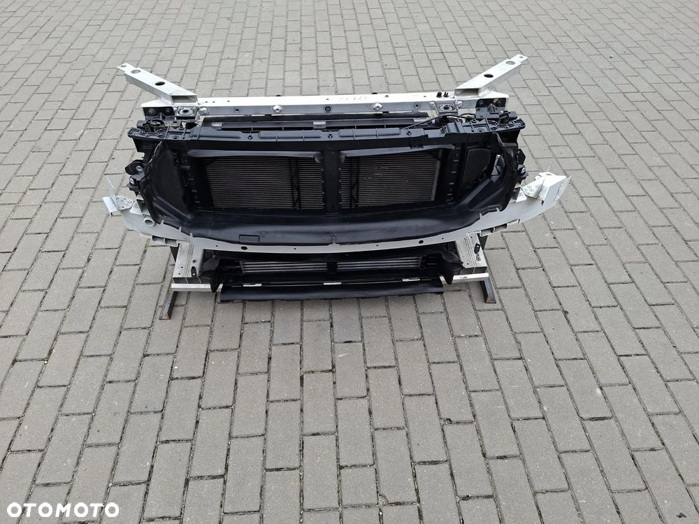pas przod przedni belka wzmocnienie chlodnice volvo xc60 II