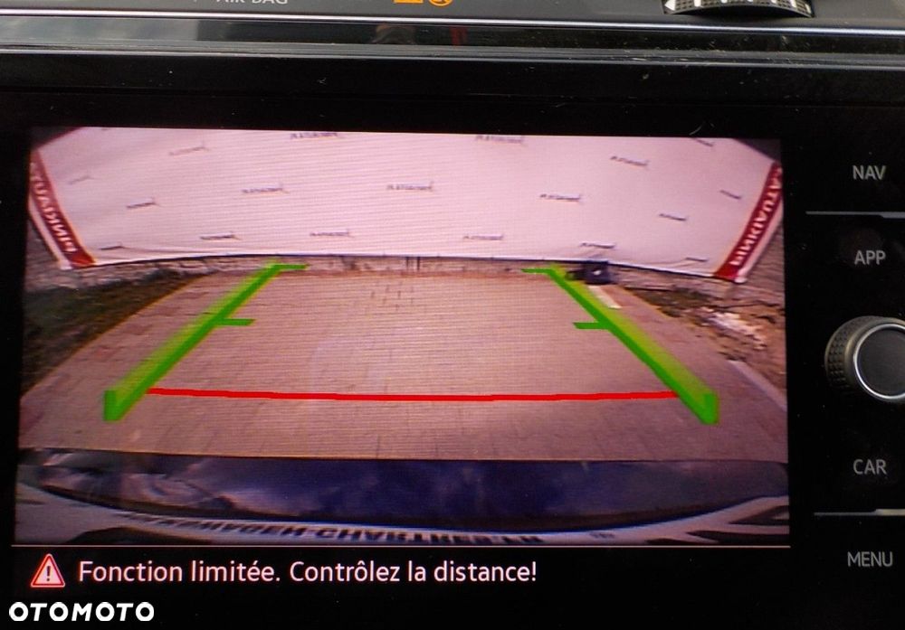 Volkswagen Touran - 27