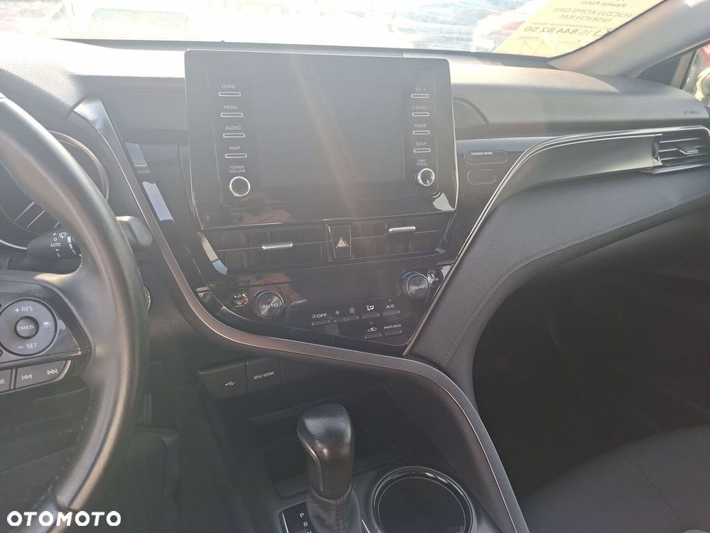Toyota Camry 2.5 Hybrid Comfort CVT - 19