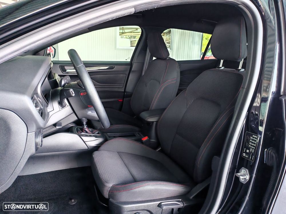 Ford Focus SW 1.5 TDCi EcoBlue ST-Line - 8