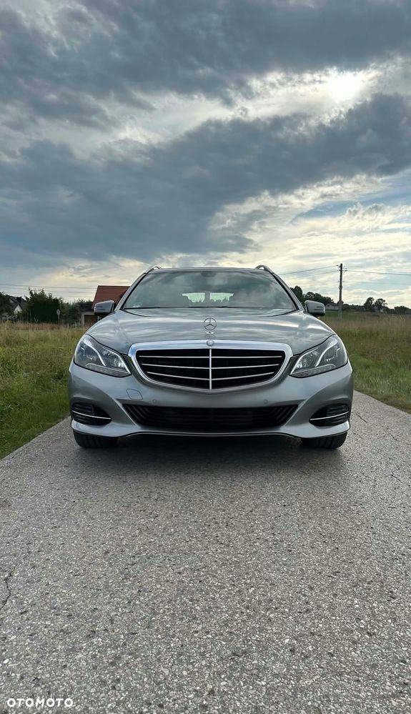 Mercedes-Benz E-Class 2013 photo 3