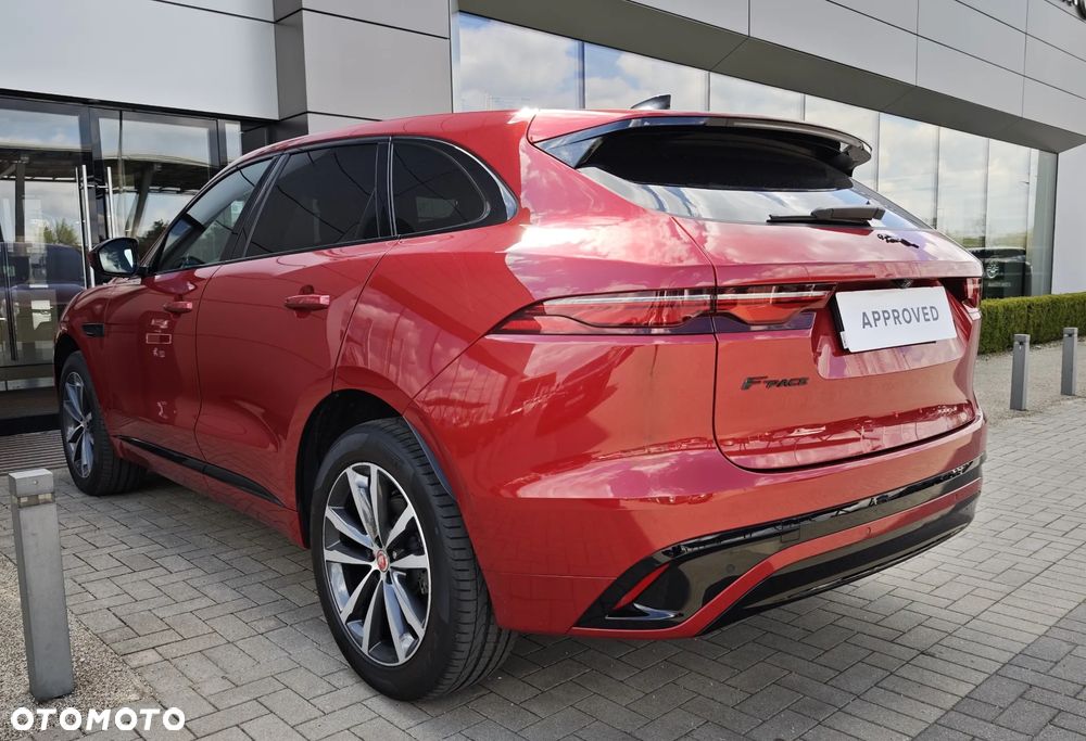 Jaguar F-Pace - 9