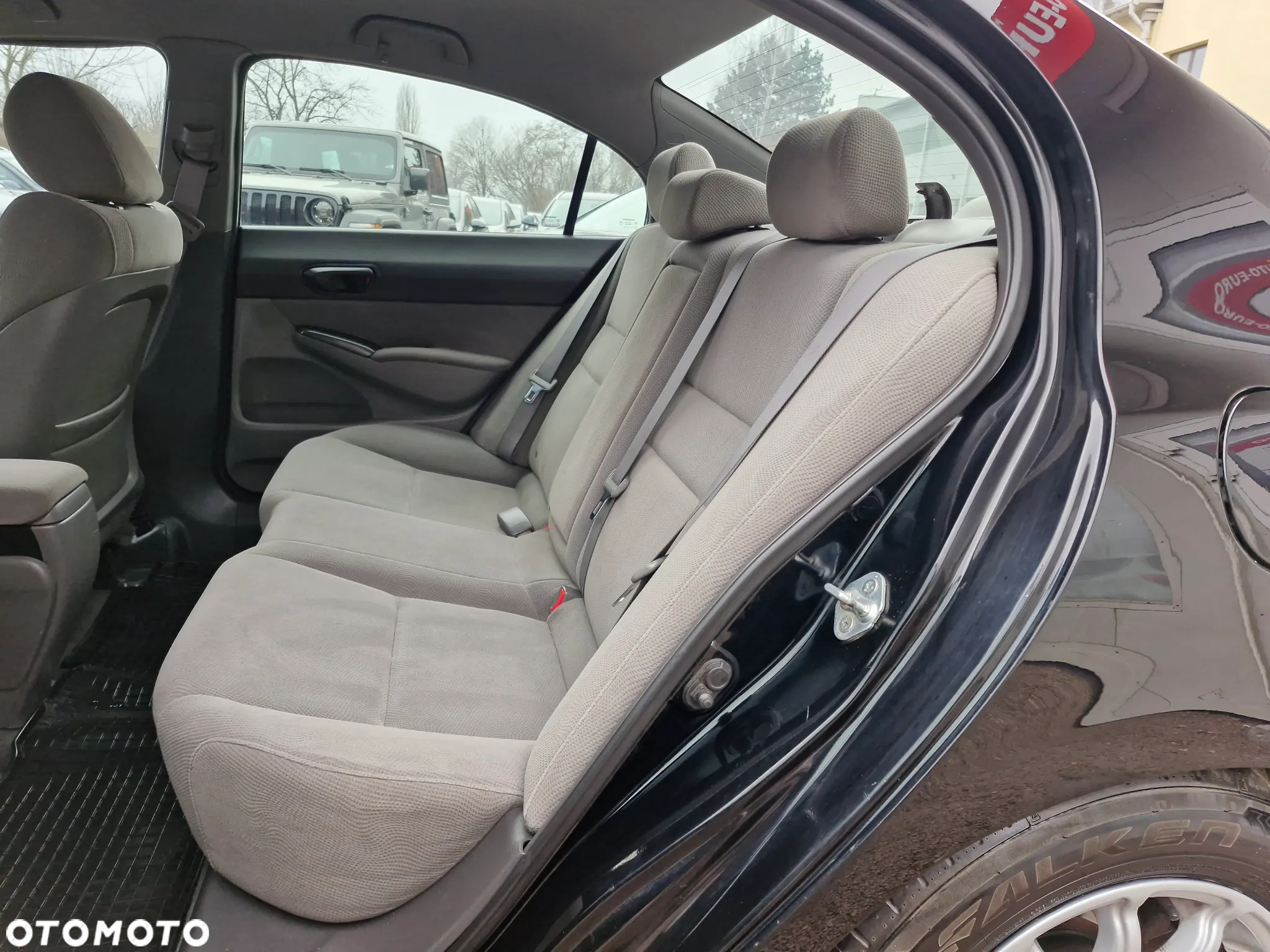 Honda Civic 1.8 Comfort - 12
