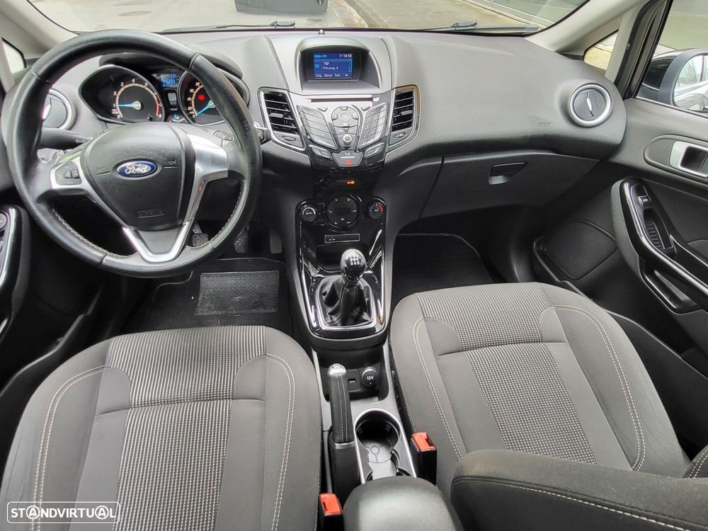 Ford Fiesta 1.0 EcoBoost Titanium - 8