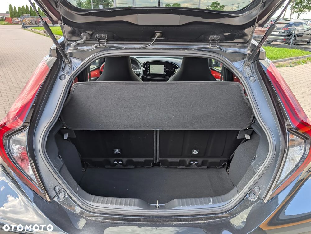 Toyota Aygo X x-shift x-style - 39