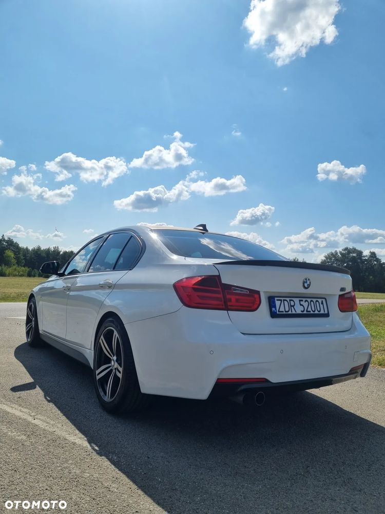 BMW Seria 3 320d - 11