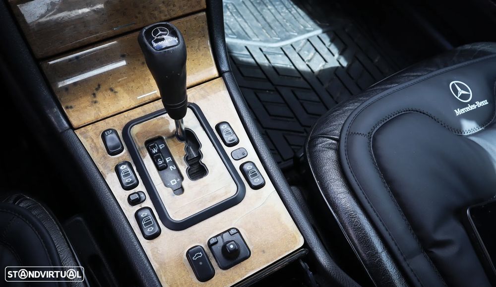 Mercedes-Benz E 220 - 24