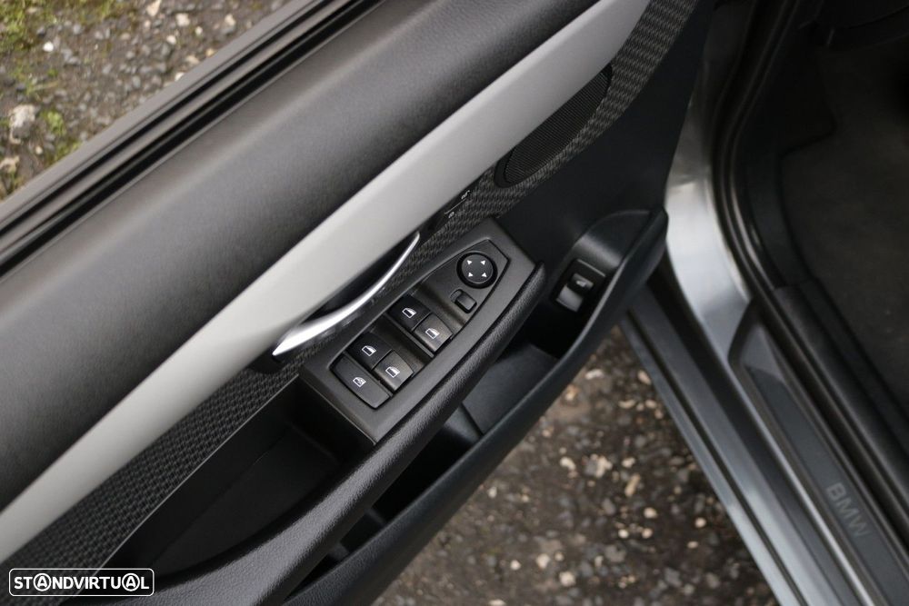 BMW 216 Active Tourer d Advantage - 30