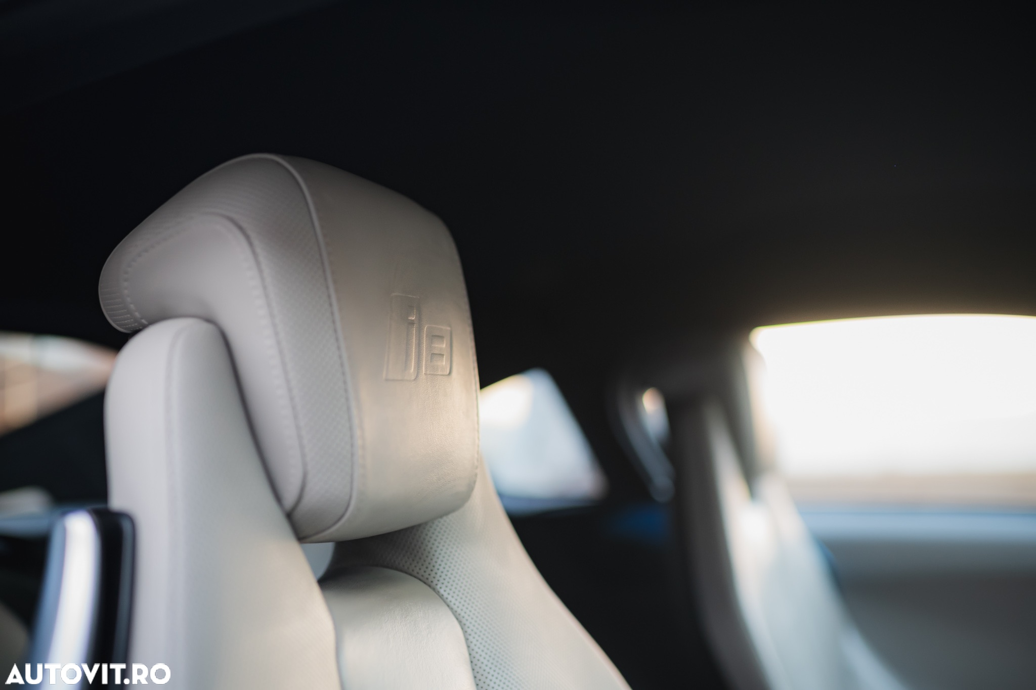 BMW i8 Coupe - 17