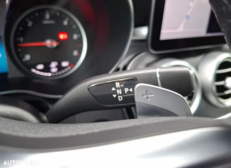 Mercedes-Benz GLC 220 d 4Matic 9G-TRONIC AMG Line Plus - 14